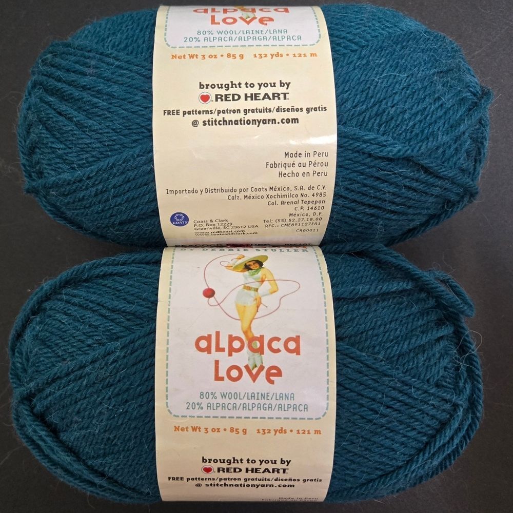 Red Heart Alpaca Love Yarn in PEACOCK FEATHER